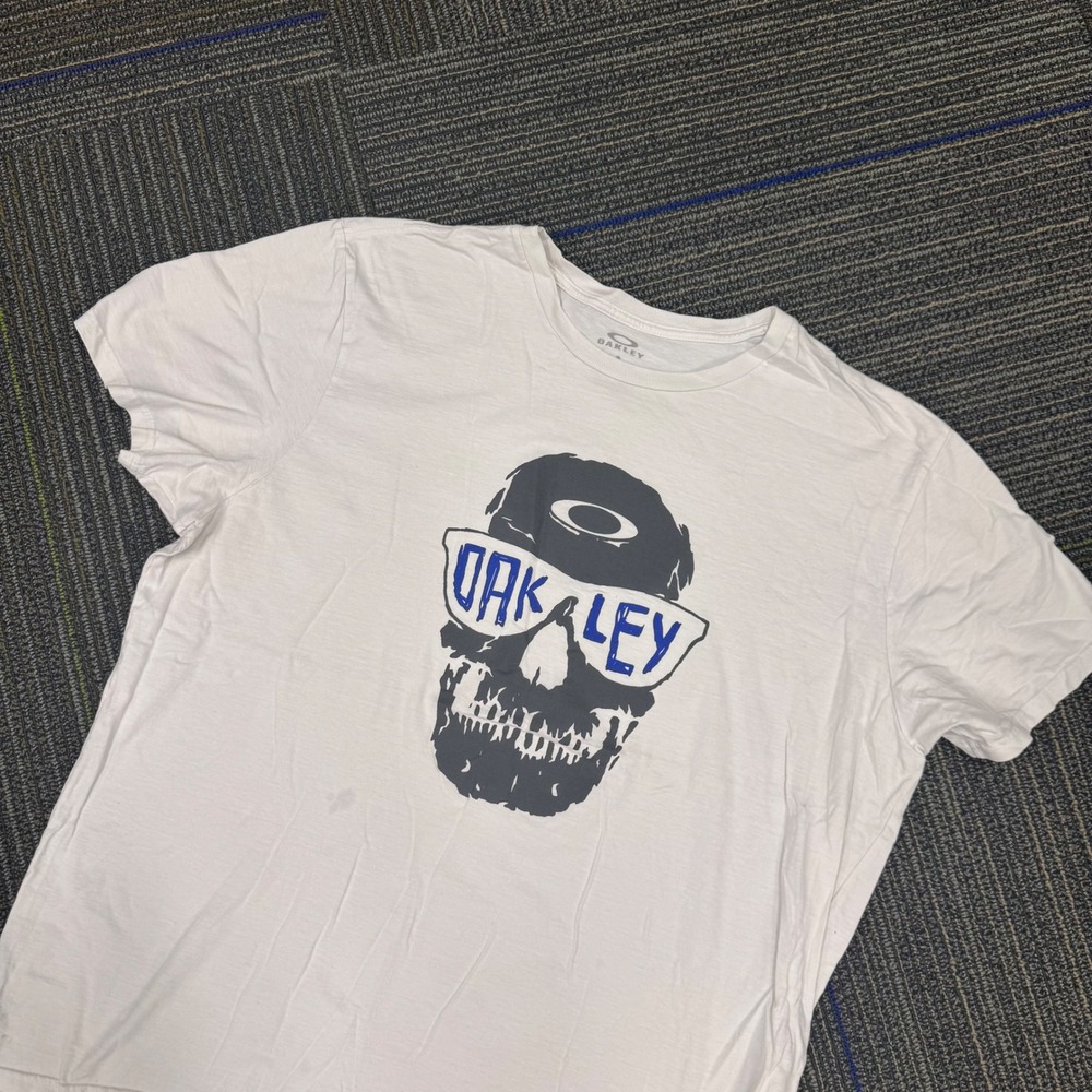 Oakley Graphic T-Shirt White Skull Sunglasses Mens‎ XXL Short Sleeve Casual Tee
